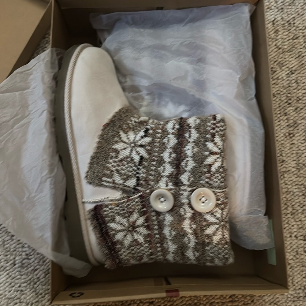 White women’s boots